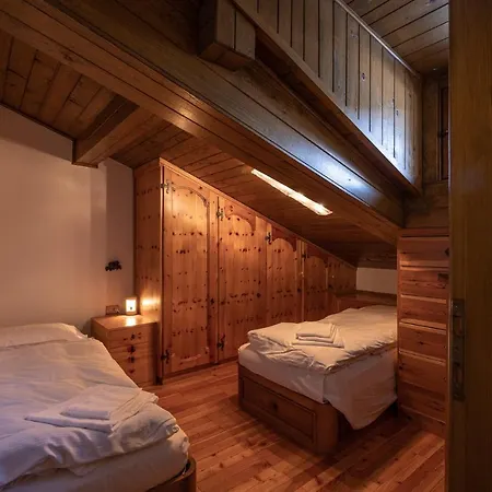 Casa Geralbes Apartman